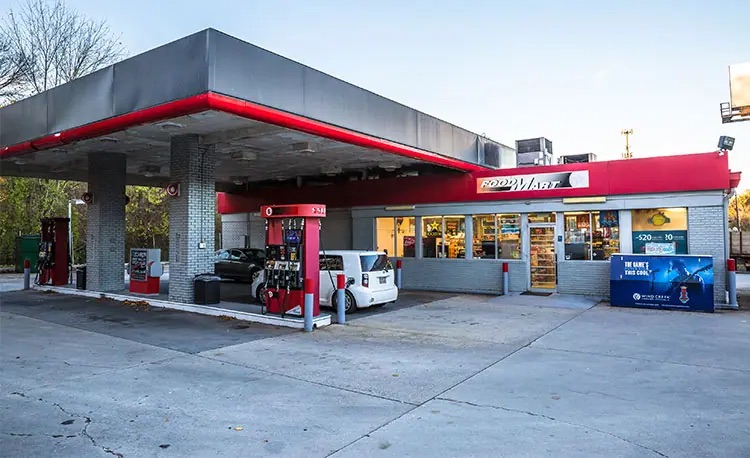 Exterior view showing the Food Mart gas station